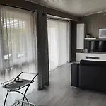 Milan 34 * Mirow